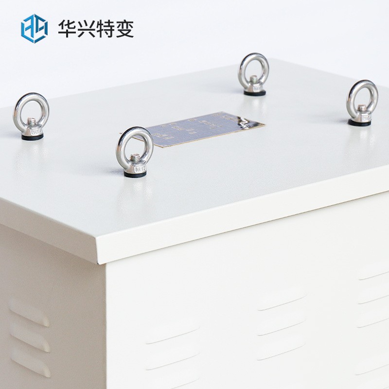 三相四線變壓器為什么不能斷零線呢？